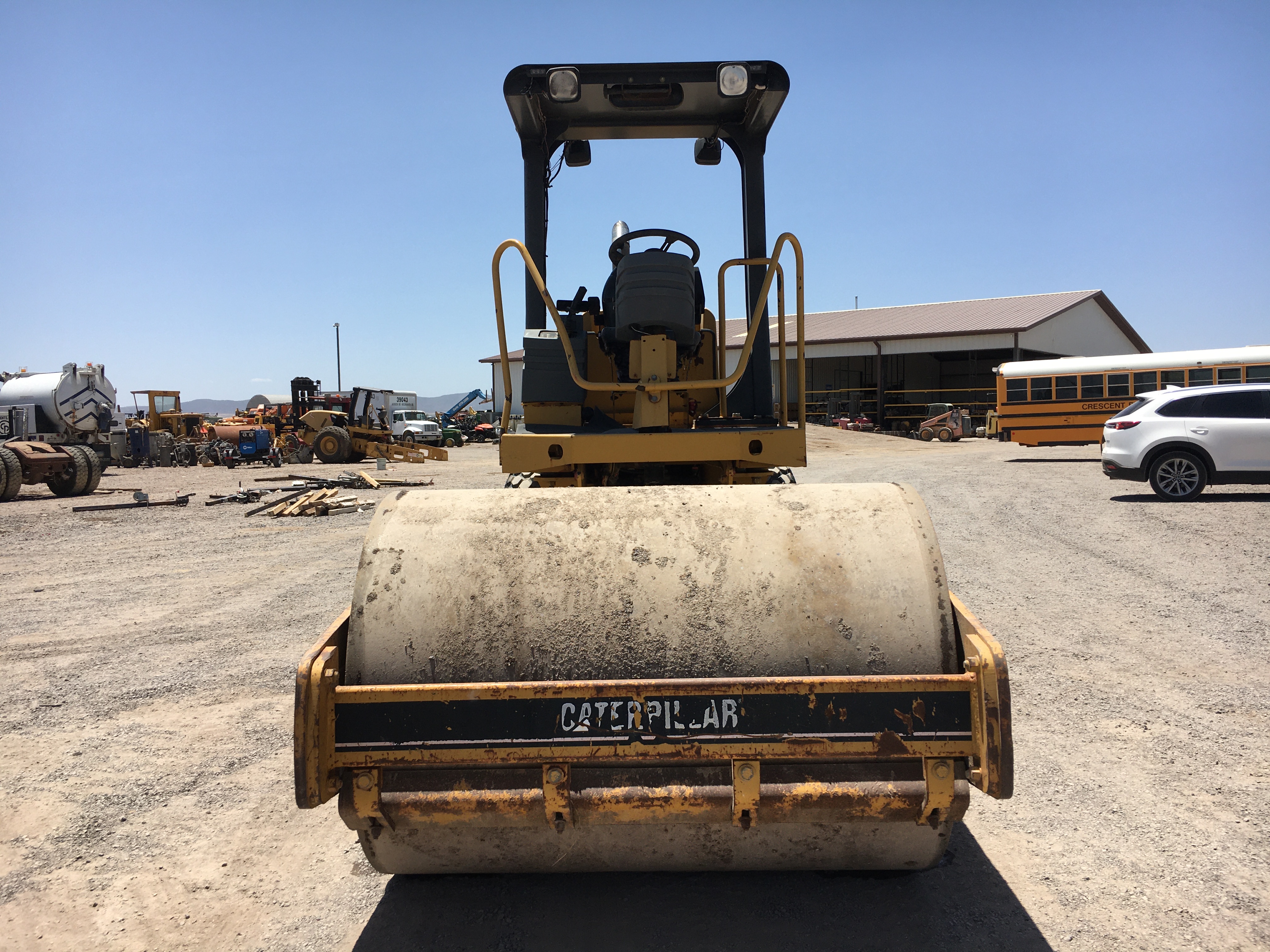 ./imagenes/INVOICE/2019/16609/COMPACTADOR CAT_CS433E (18).JPG